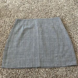 flattering plaid mini skirt